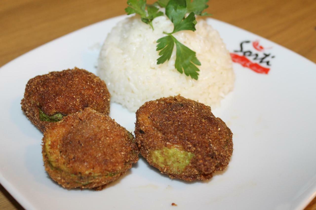 Yesilyurt Appart hôtel 2*